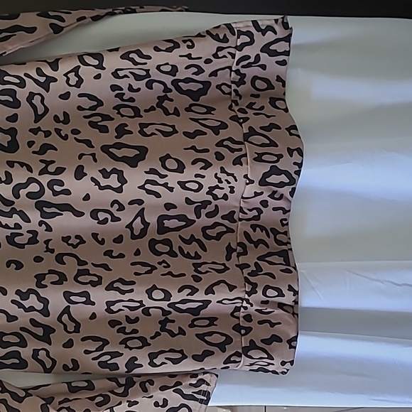 Top - Picture 3 of 6